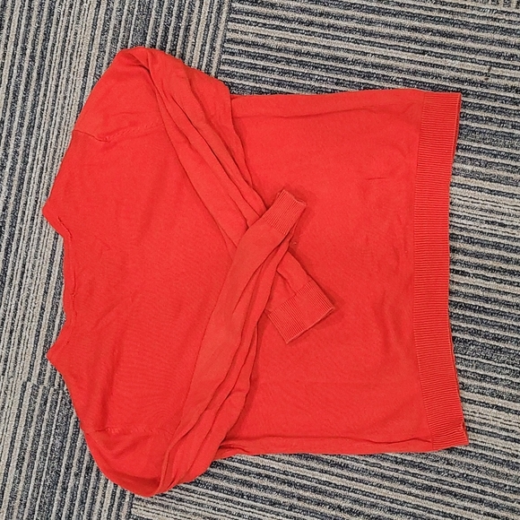CARDIGAN: Set of two crewneck button down cotton H&M BASIC cardigans red and tan - Picture 3 of 8